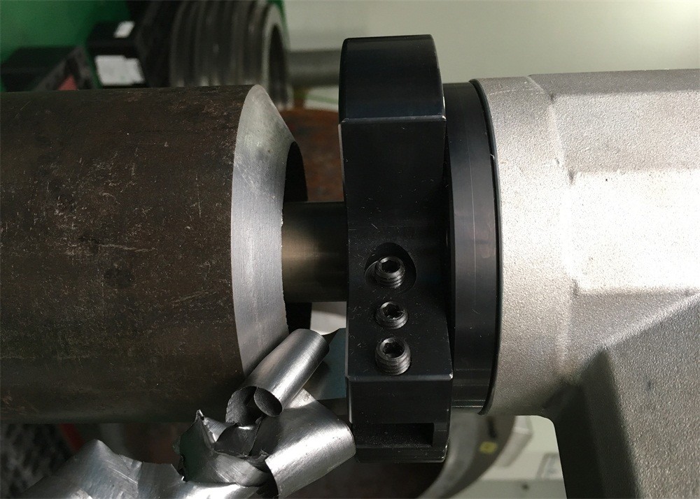 Gamma di pressione di smussatura della macchina 28-76mm del tubo elettrico dell'alimentazione automatica